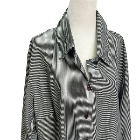 edward🖤grey Stripe Button Down Blouse Top Size 2X - Picture 4 of 10